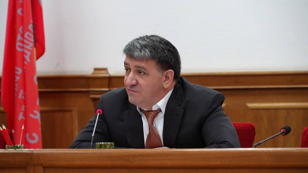 В администрации г. Махачкалы под руководством главы города Джамбулата Салавова состоялось плановое оперативное совещание.