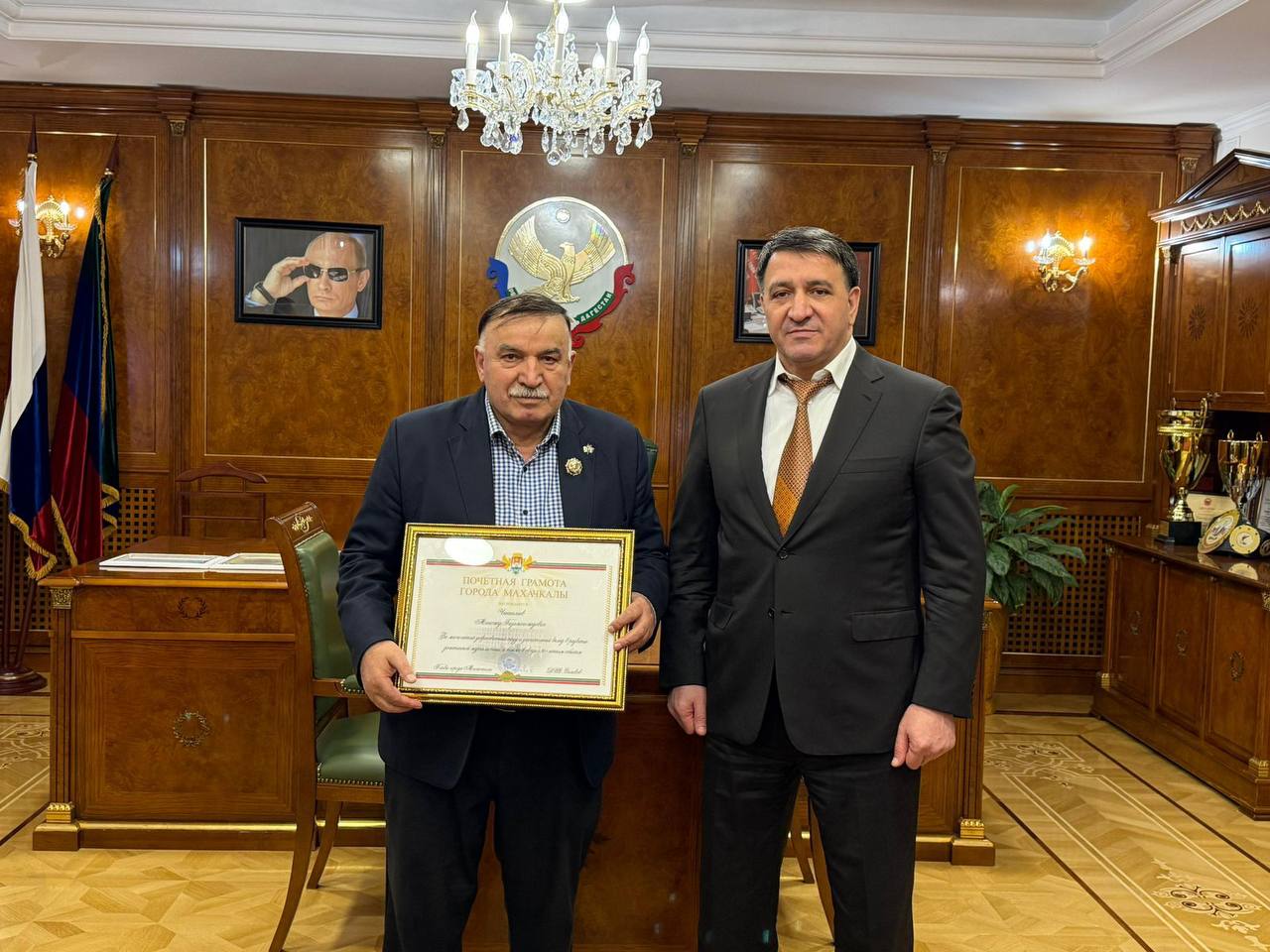 Джамбулат Салавов встретился с  журналистом, членом Союза журналистов России, автором более 300 документальных фильмов о спортсменах — Магомедом Газимагомедовичем Чанкалаевым.