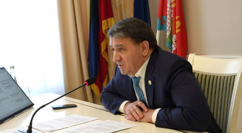 Джамбулат Салавов провел заседание по организации призывной кампании 2026 года.