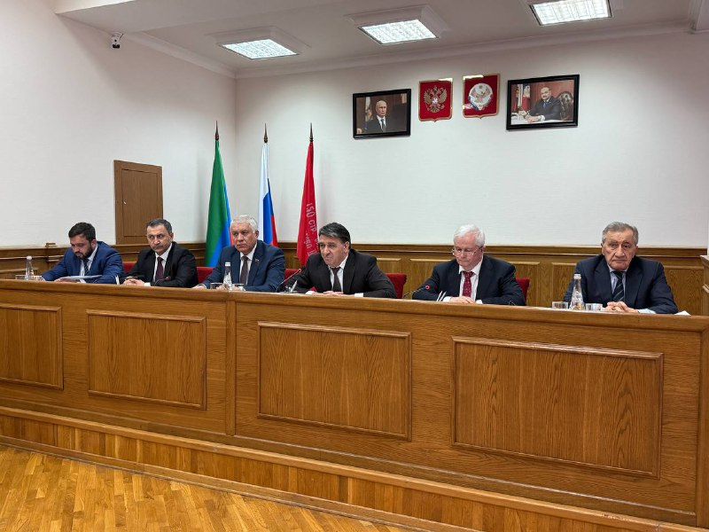 Общественная палата Махачкалы подвела итоги работы за 2025 год.
