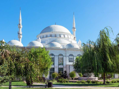 Центральная Джума-мечеть.